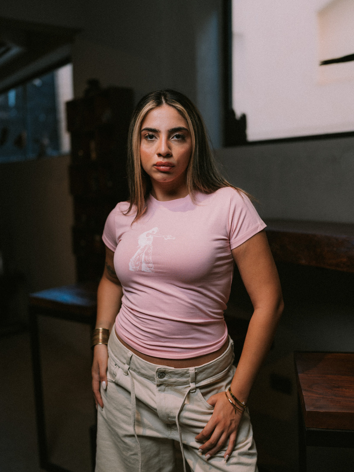 BABE TEE GIRL SHOOTING PINK