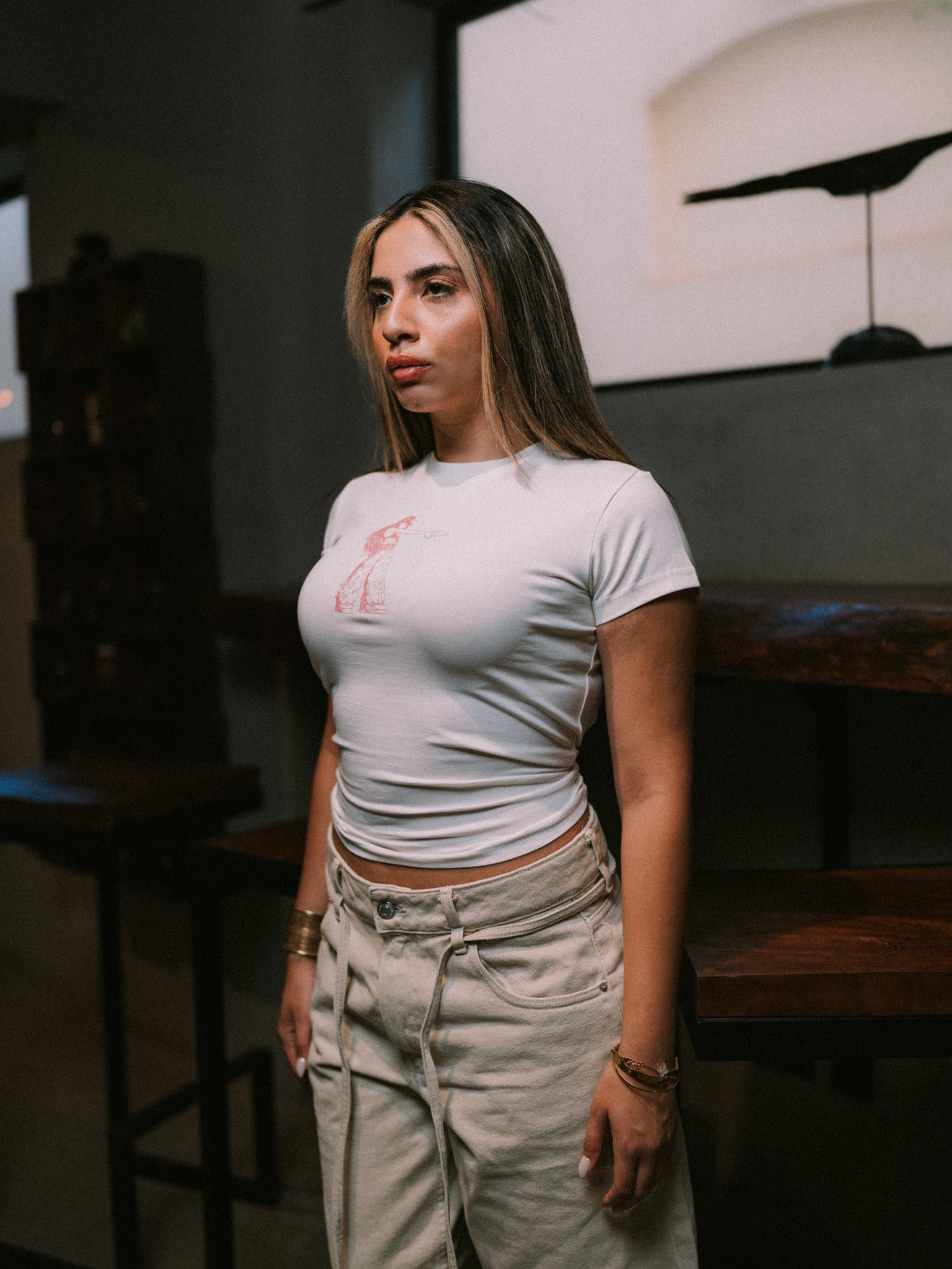 BABE TEE GIRL SHOOTING BEIGE