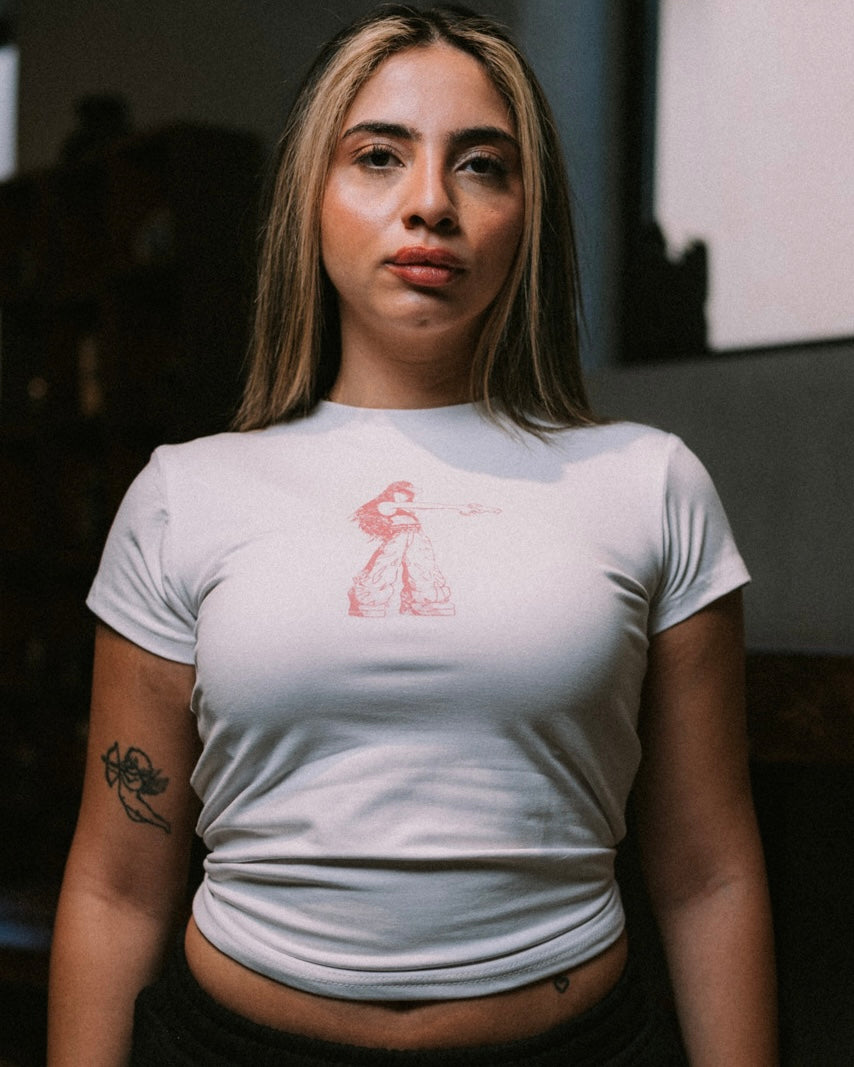 BABE TEE GIRL SHOOTING WHITE